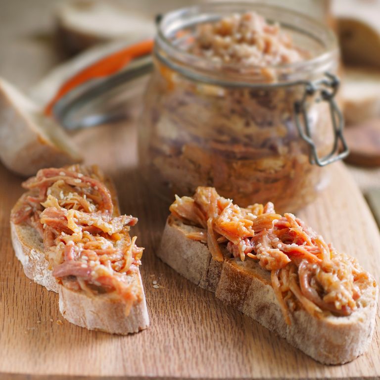 Terrine de canard en conserve